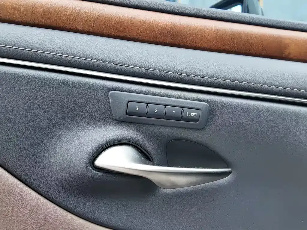 Lexus ES 2022 из CN, фото 10