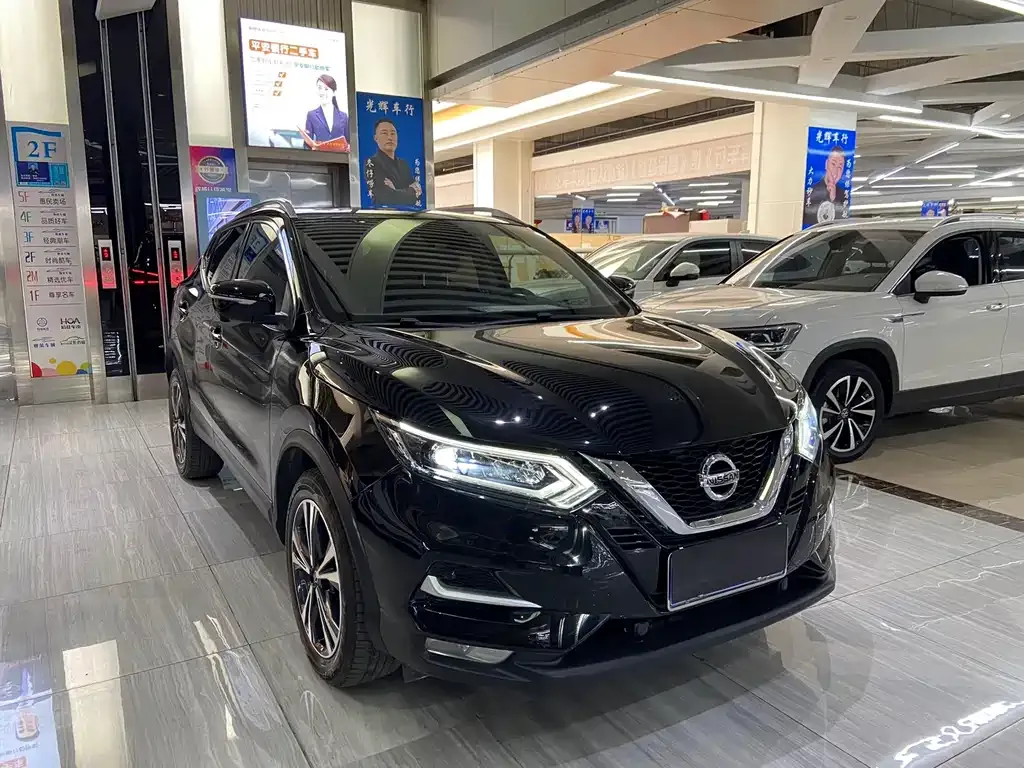 Nissan Qashqai — фото 5