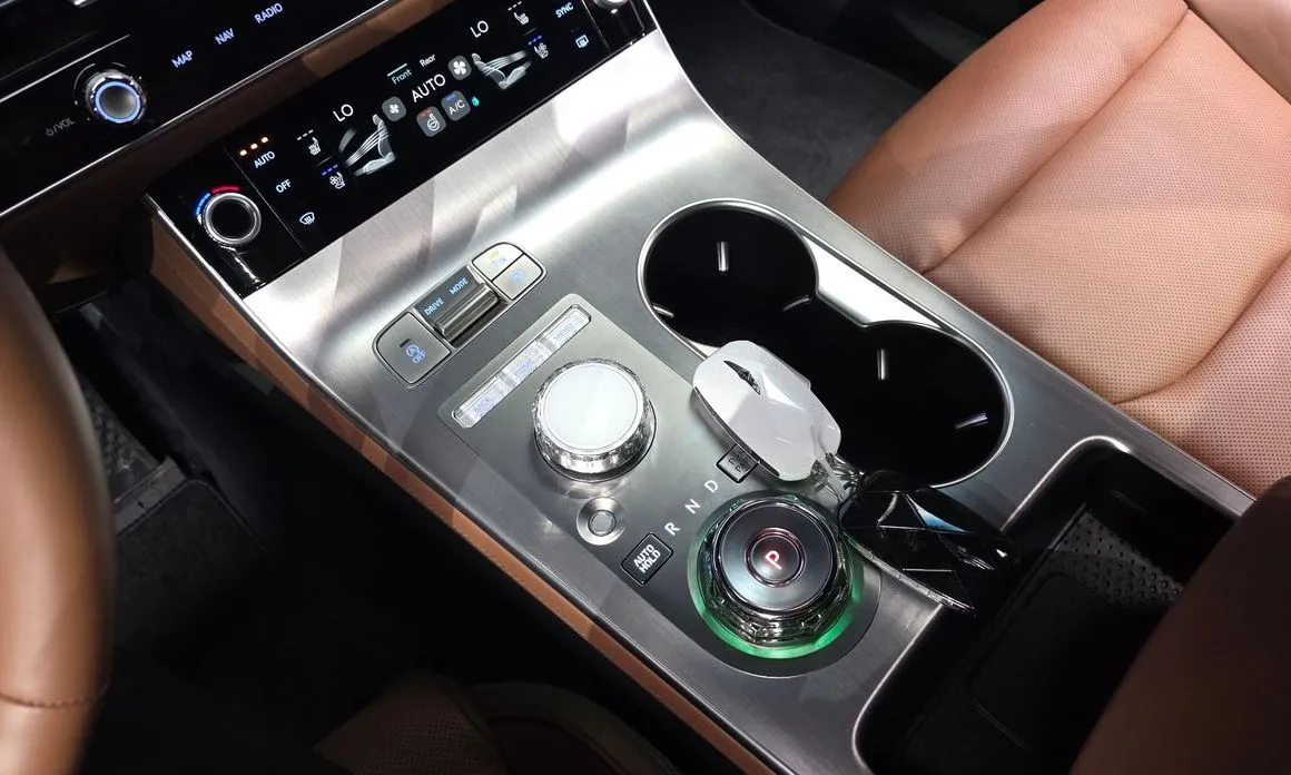 Genesis GV70 2025 из KR, фото 4