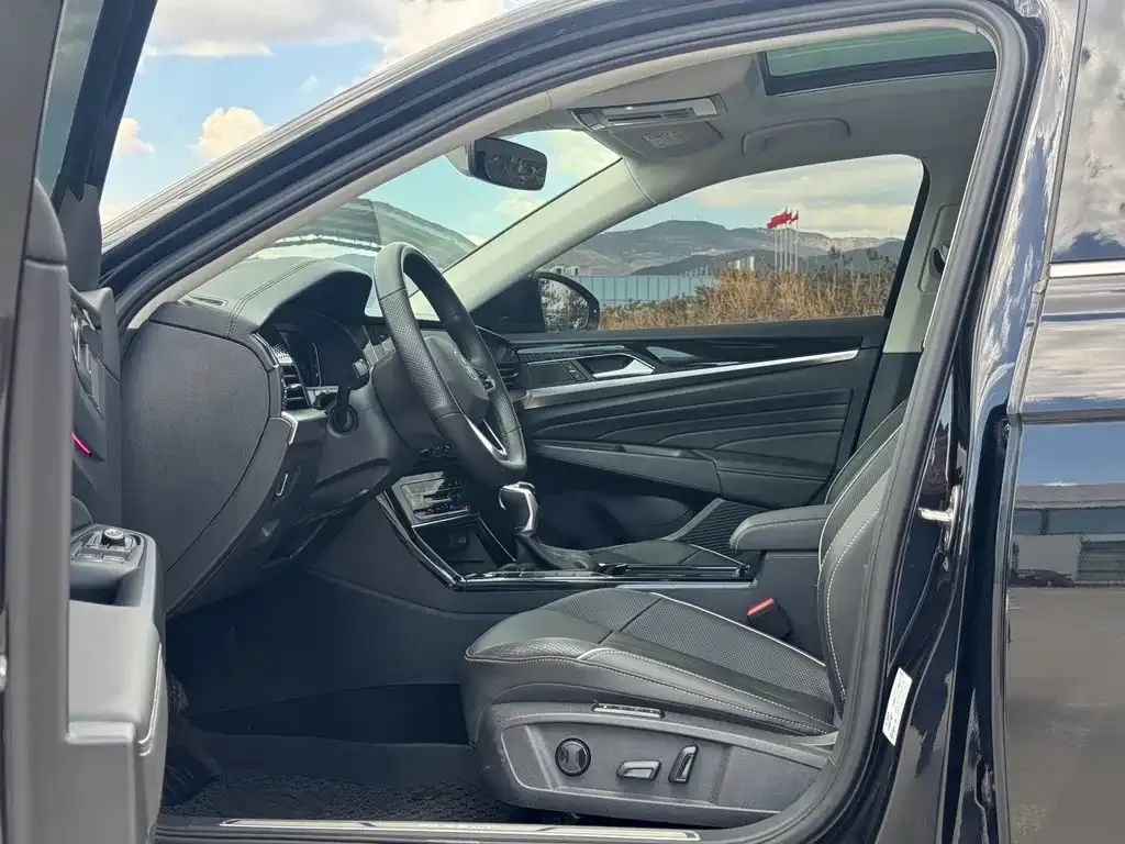 Volkswagen Passat — фото 9
