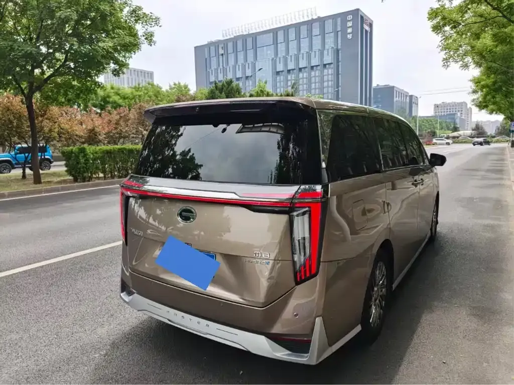 GAC Motor Trumpchi M8 — фото 3