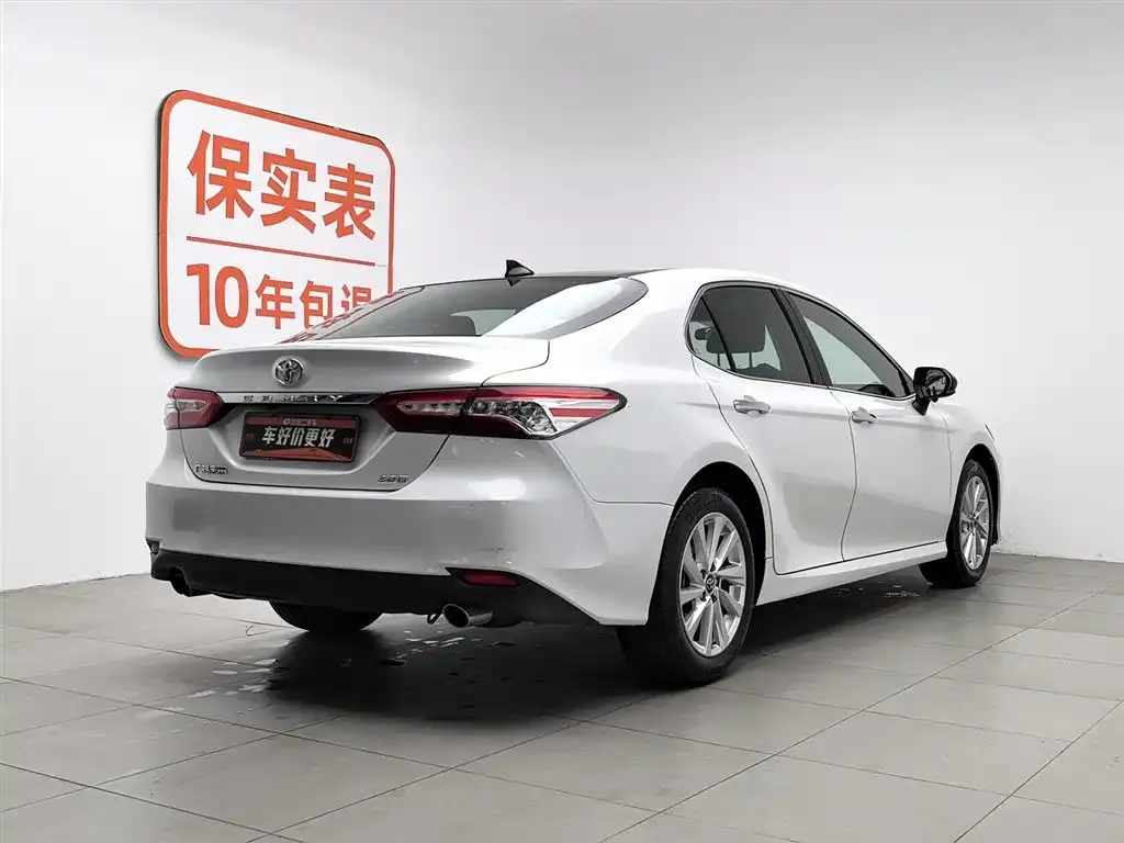 Toyota Camry 2023 из CN, фото 3