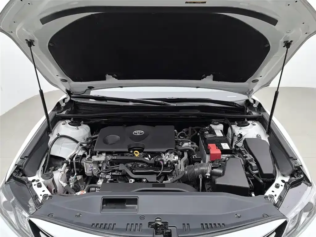 Toyota Camry 2023 из CN, фото 7