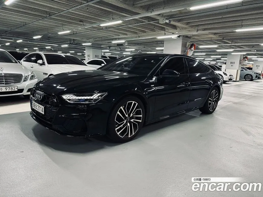 Audi A7 — фото 1