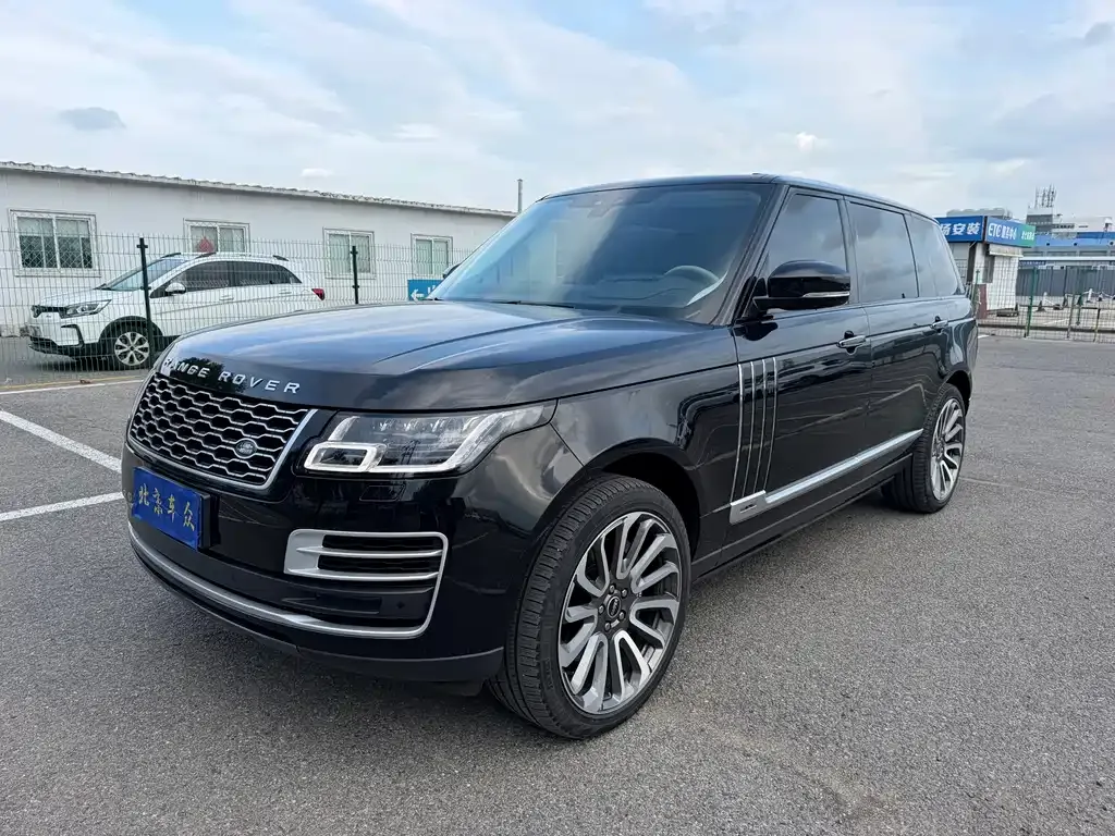 Land Rover Range Rover — фото 1