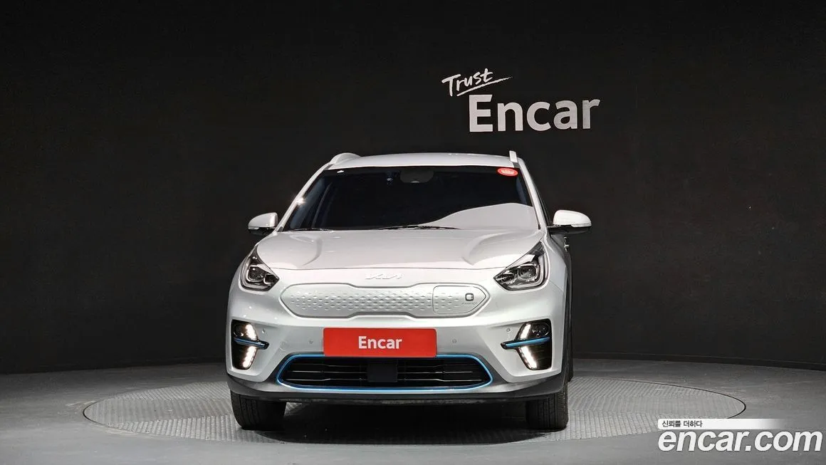 Kia Niro — фото 10