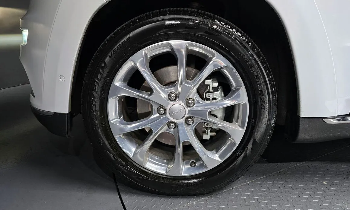 Jeep Cherokee 2021 из KR, фото 4