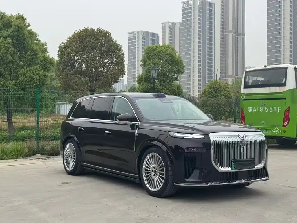VOYAH Lantu Taishan 2026 из CN, фото 4