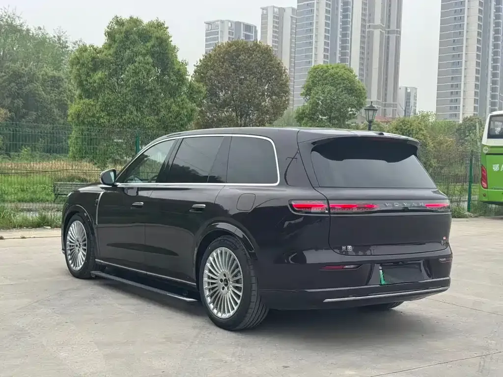 VOYAH Lantu Taishan 2026 из CN, фото 9