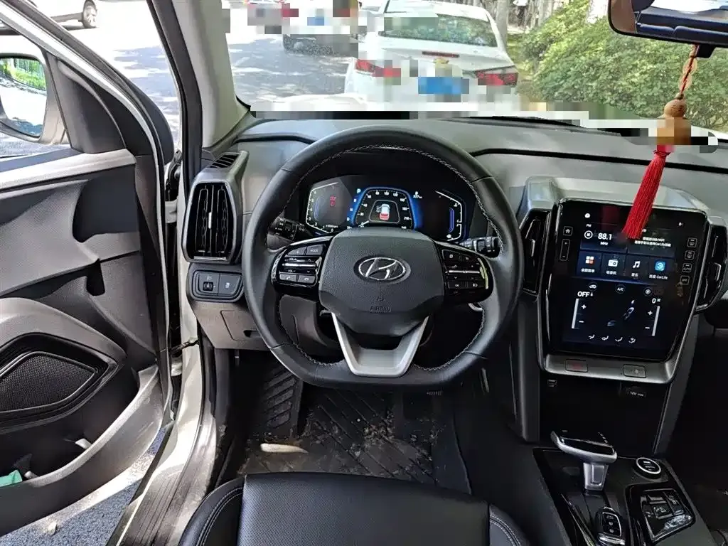 Hyundai ix35 — фото 10