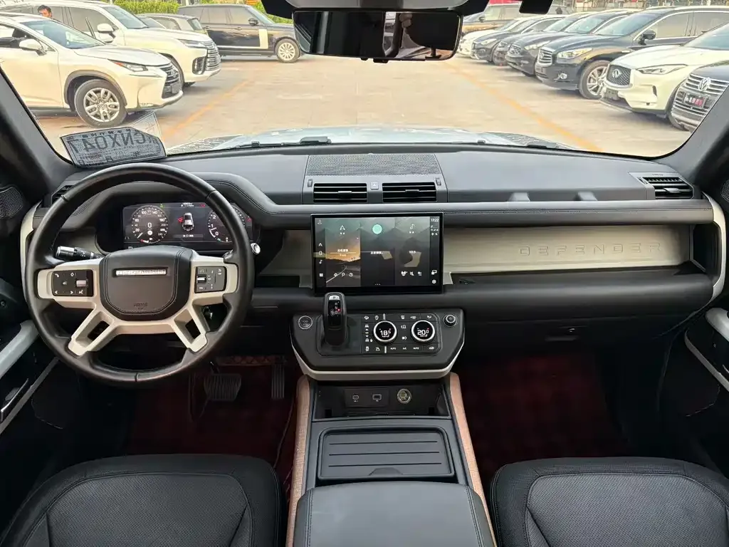 Land Rover Defender — фото 4