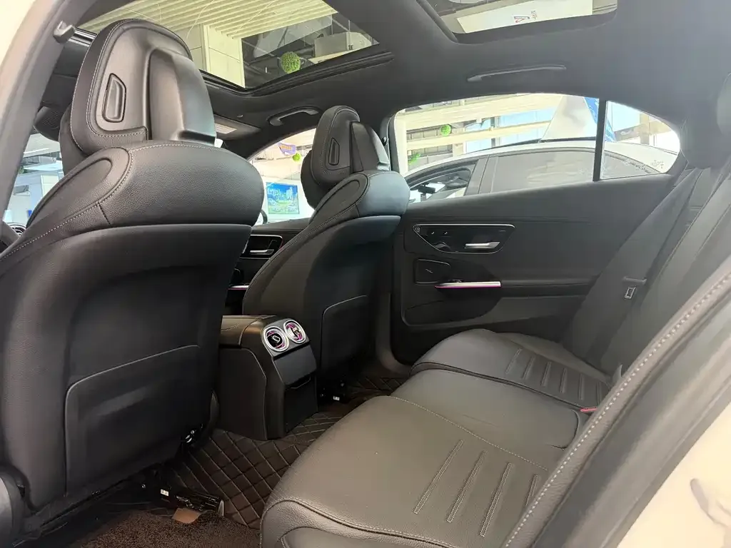 Mercedes-Benz C-Class 2023 из CN, фото 6