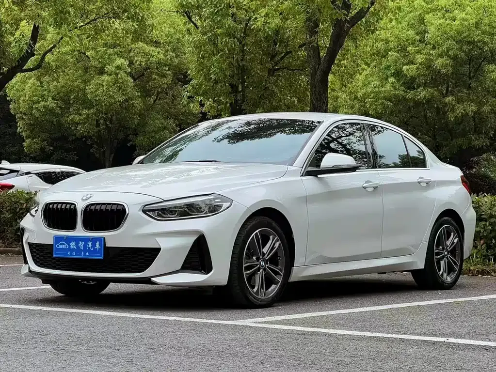 BMW 1 Series — фото 1