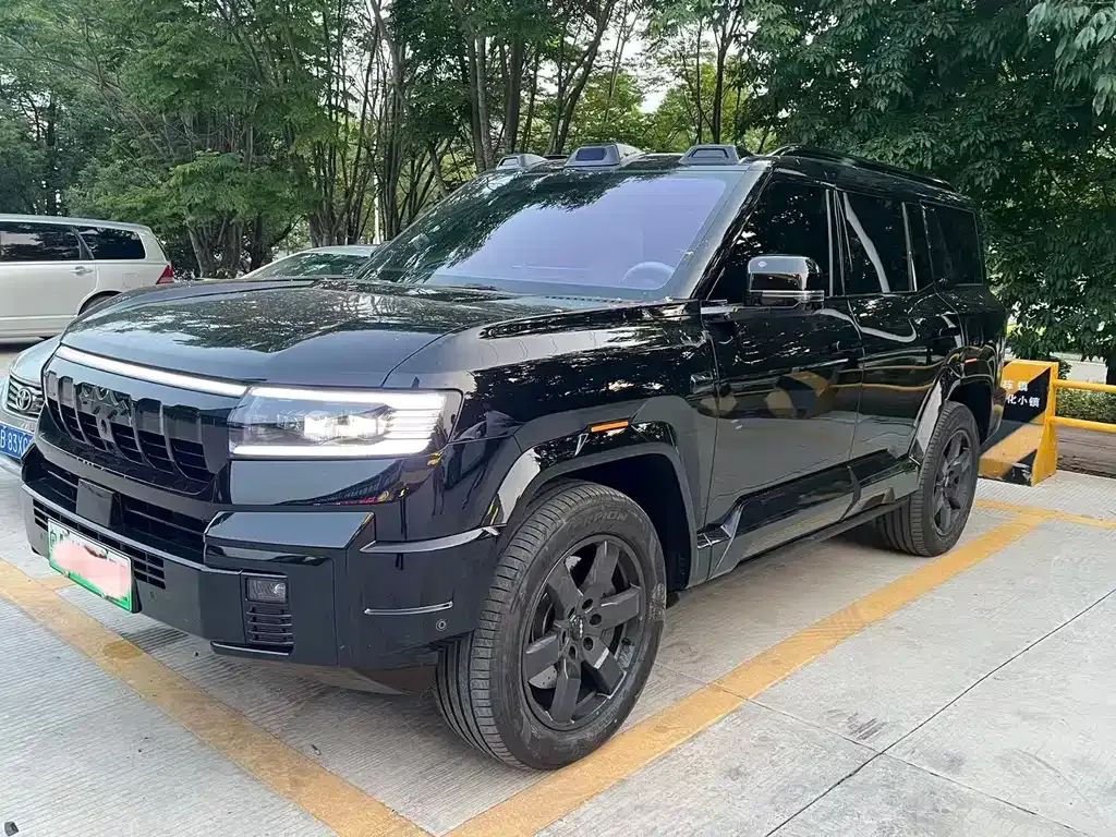Fang Cheng Bao Leopard 8