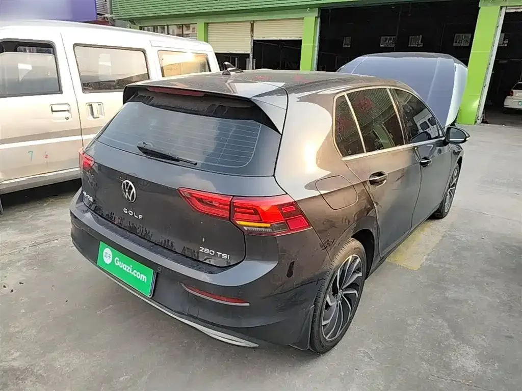Volkswagen Golf 2022 из CN, фото 10