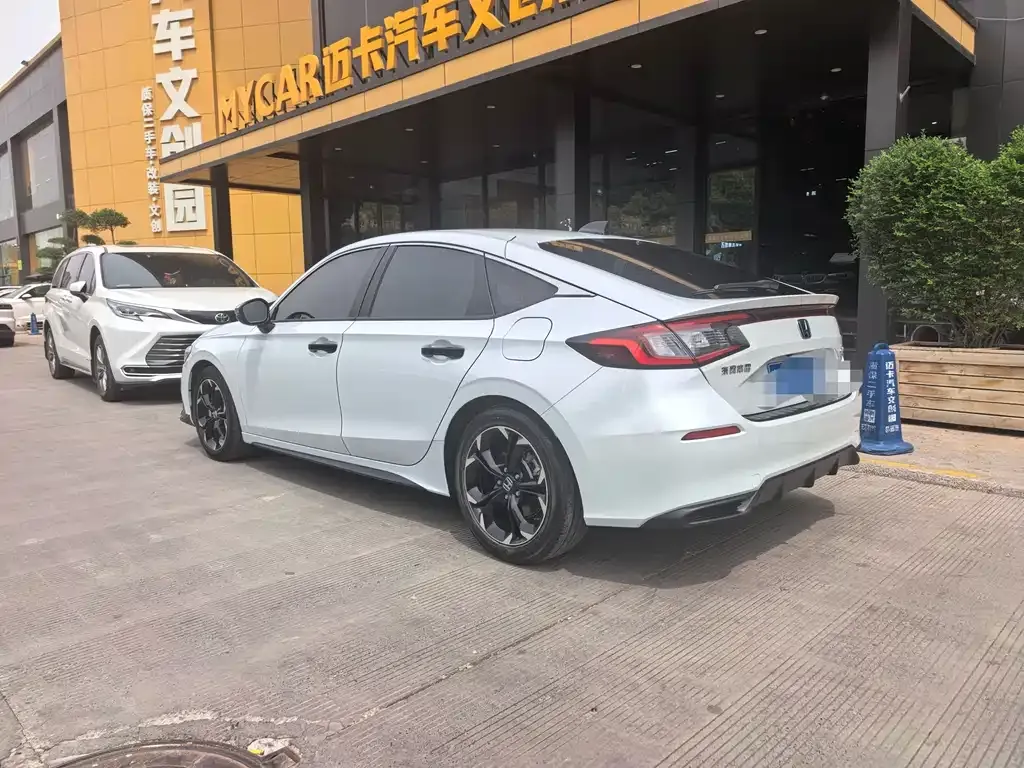 Honda Civic — фото 6