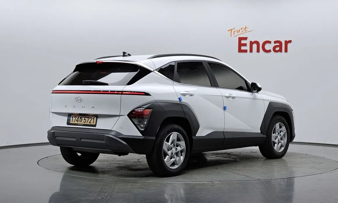 Hyundai Kona — фото 2