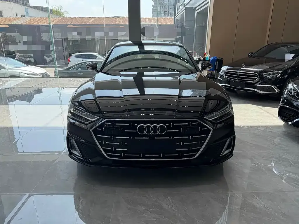 Audi A7L 2024 из CN, фото 10
