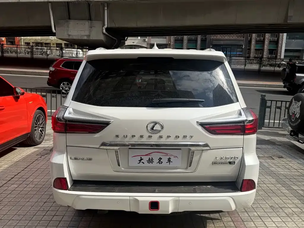 Lexus LX 2022 из CN, фото 6