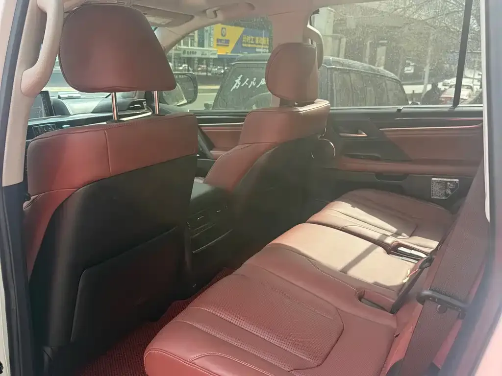 Lexus LX 2022 из CN, фото 2