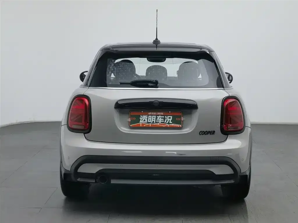 MINI Cooper (3-door) 2021 из CN, фото 2