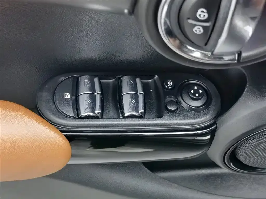 MINI Cooper (3-door) 2021 из CN, фото 8