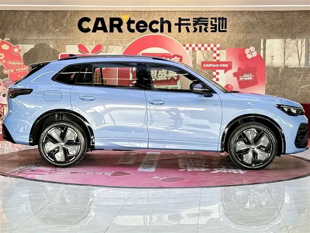 Volkswagen Tiguan L — фото 5