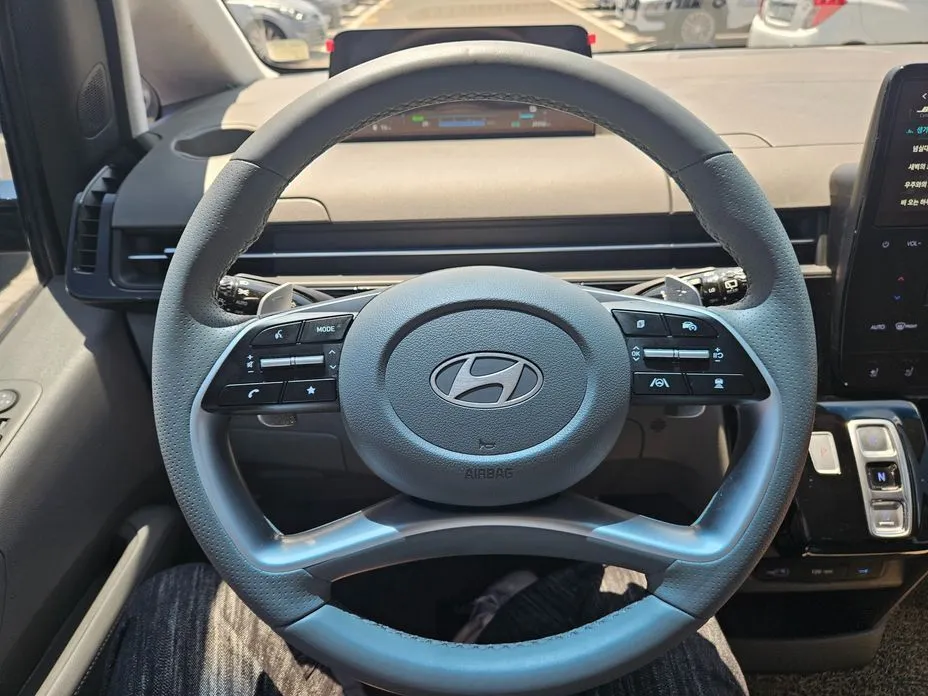 Hyundai Staria 2025 из KR, фото 9