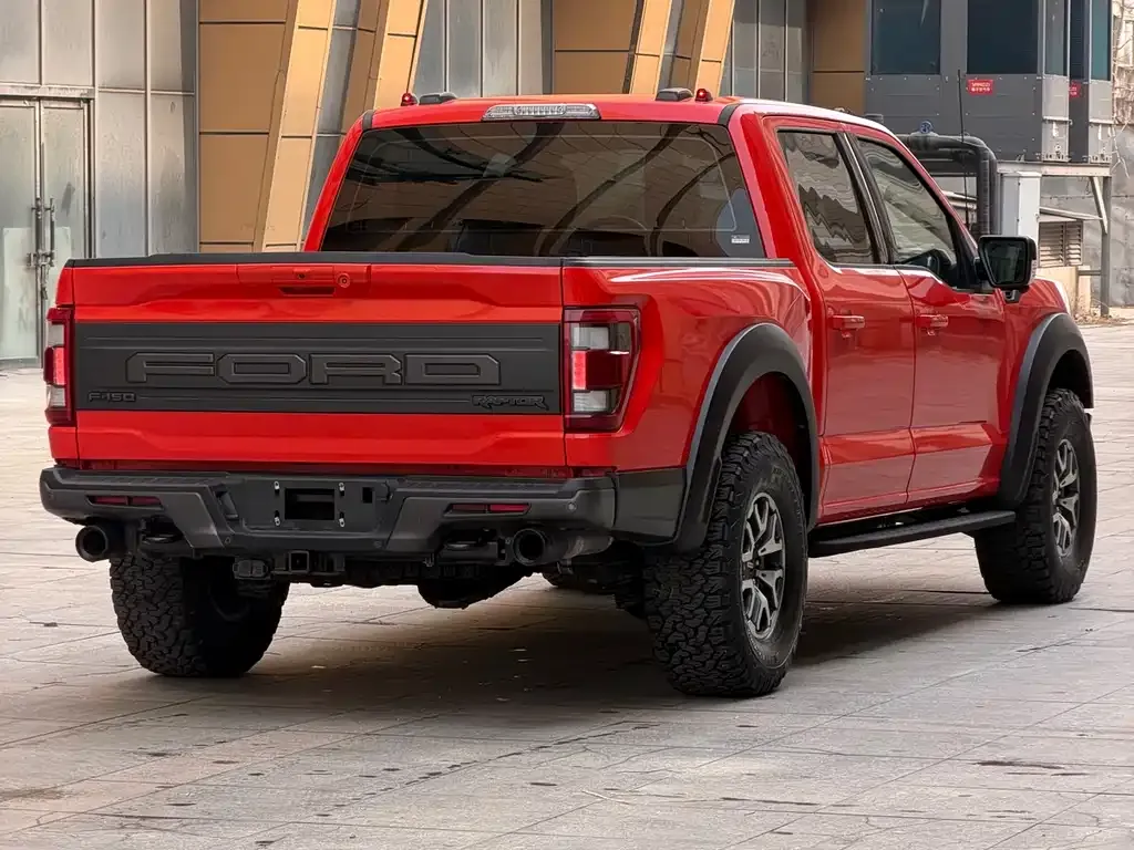Ford F-150 Raptor 2023 из CN, фото 7