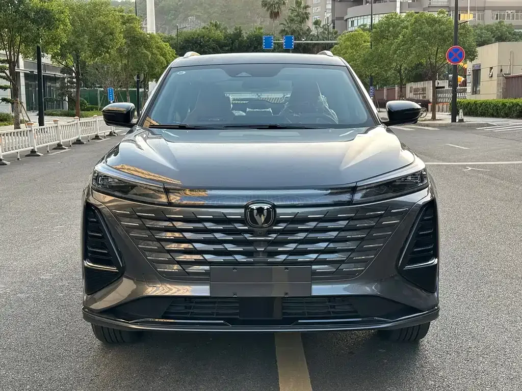 Changan CS75PLUS — фото 6