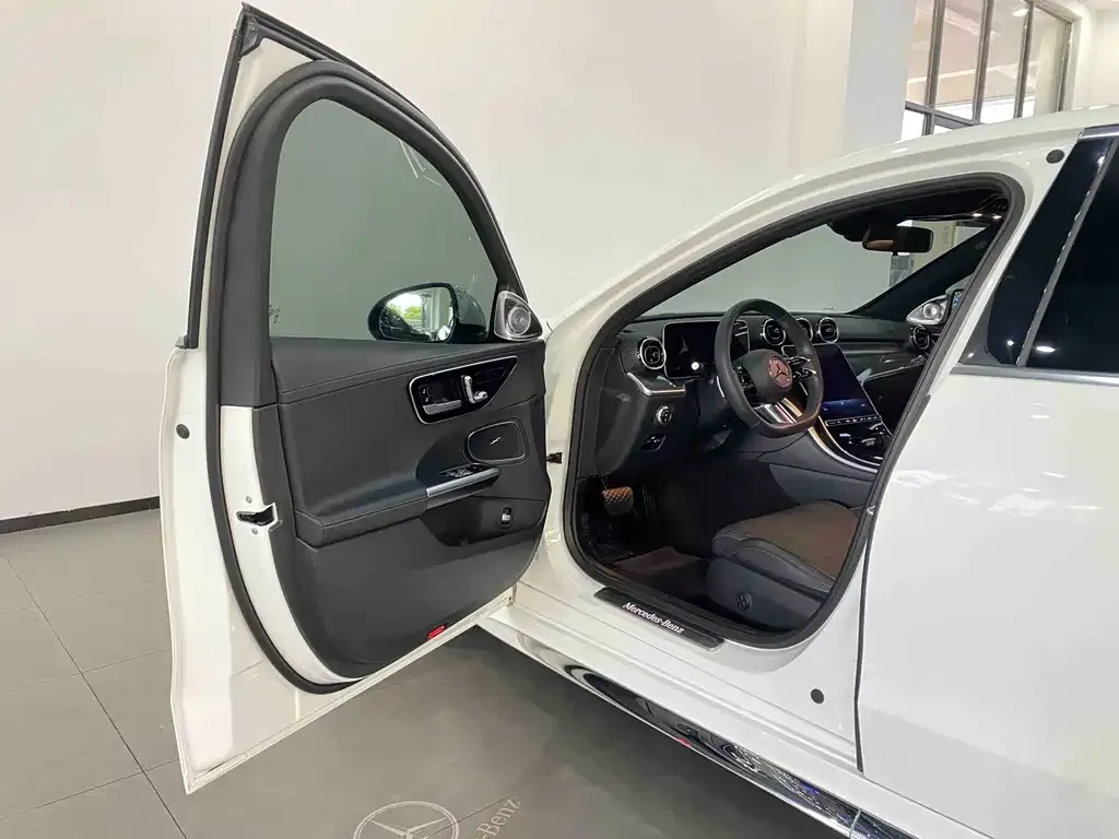 Mercedes-Benz C-Class 2024 из CN, фото 4