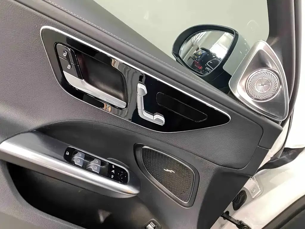 Mercedes-Benz C-Class 2024 из CN, фото 5