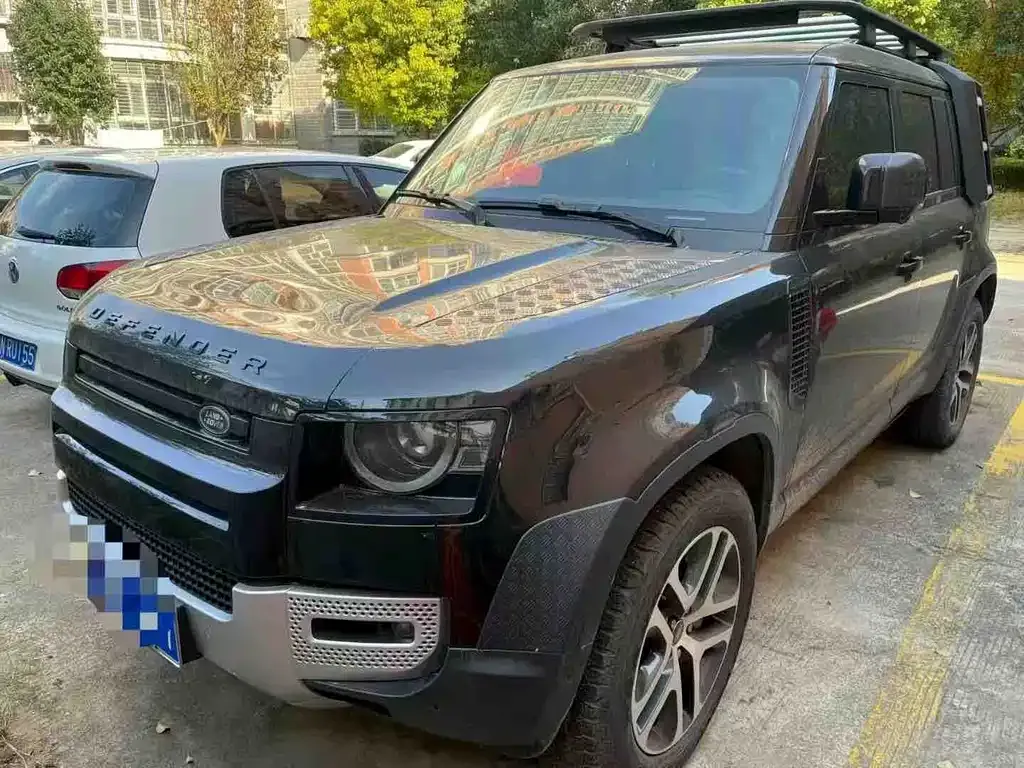 Land Rover Defender — фото 1