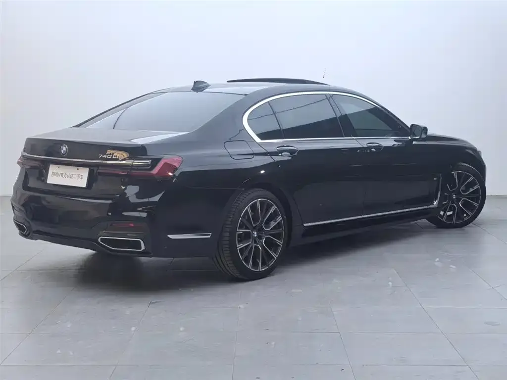 BMW 7 Series 2021 из CN, фото 2