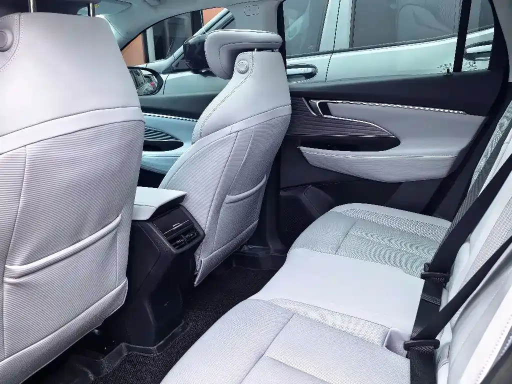 Buick E5 2024 из CN, фото 10