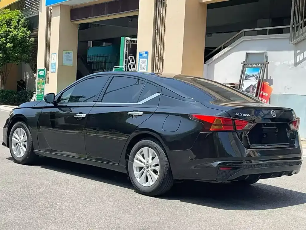 Nissan Teana 2022 из CN, фото 4