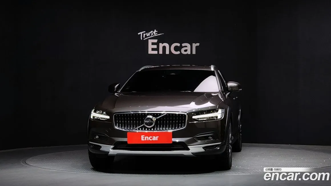 Volvo V90 2023 из KR, фото 4