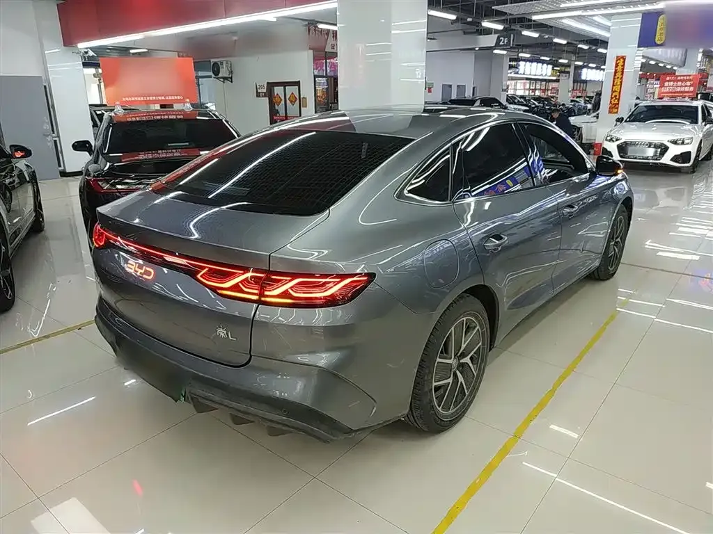 BYD Qin L — фото 4