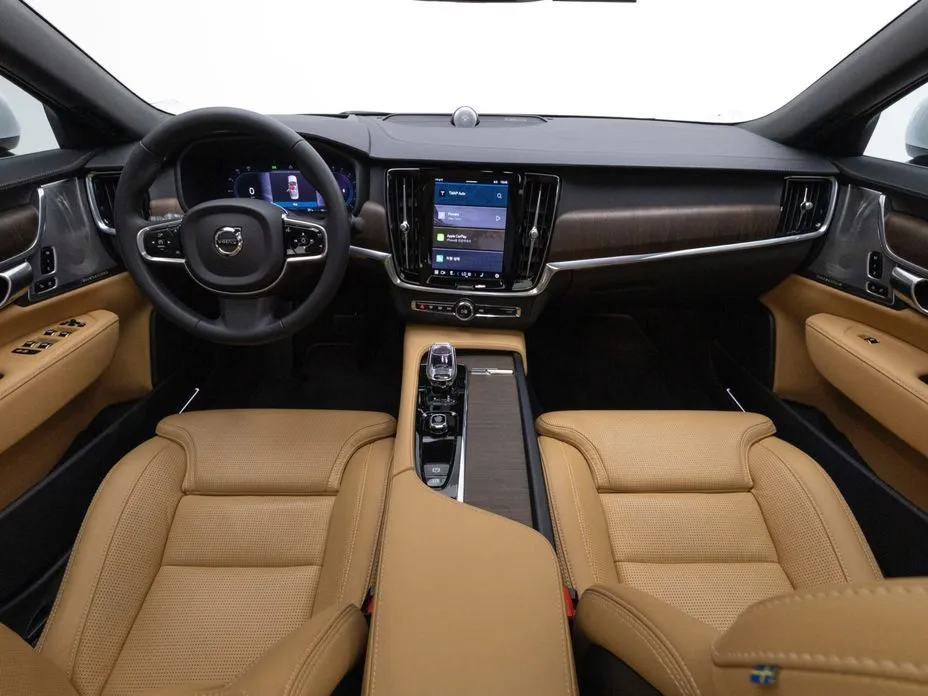 Volvo S90 2023 из KR, фото 4