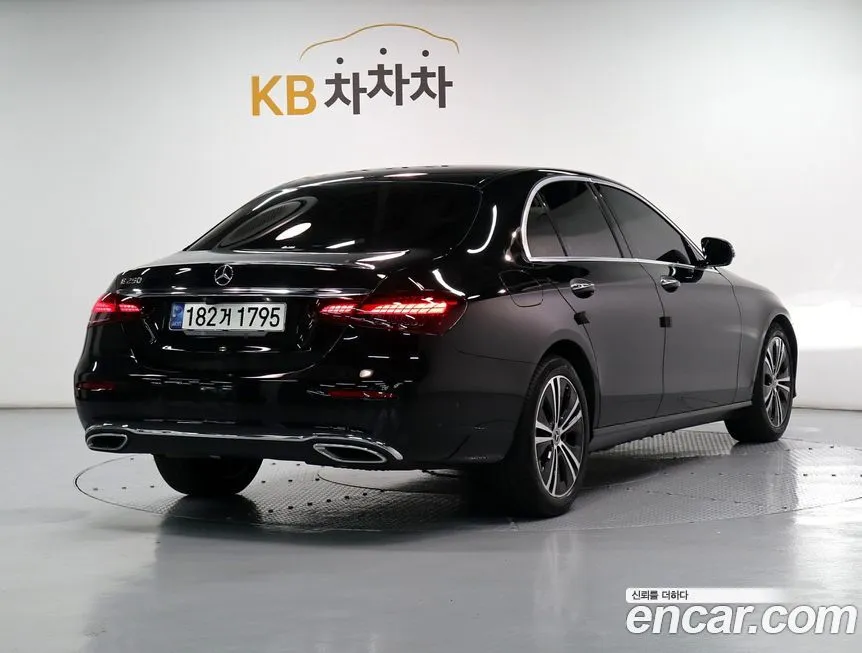Mercedes-Benz E-Class 2021 из KR, фото 5