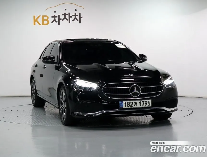Mercedes-Benz E-Class 2021 из KR, фото 2