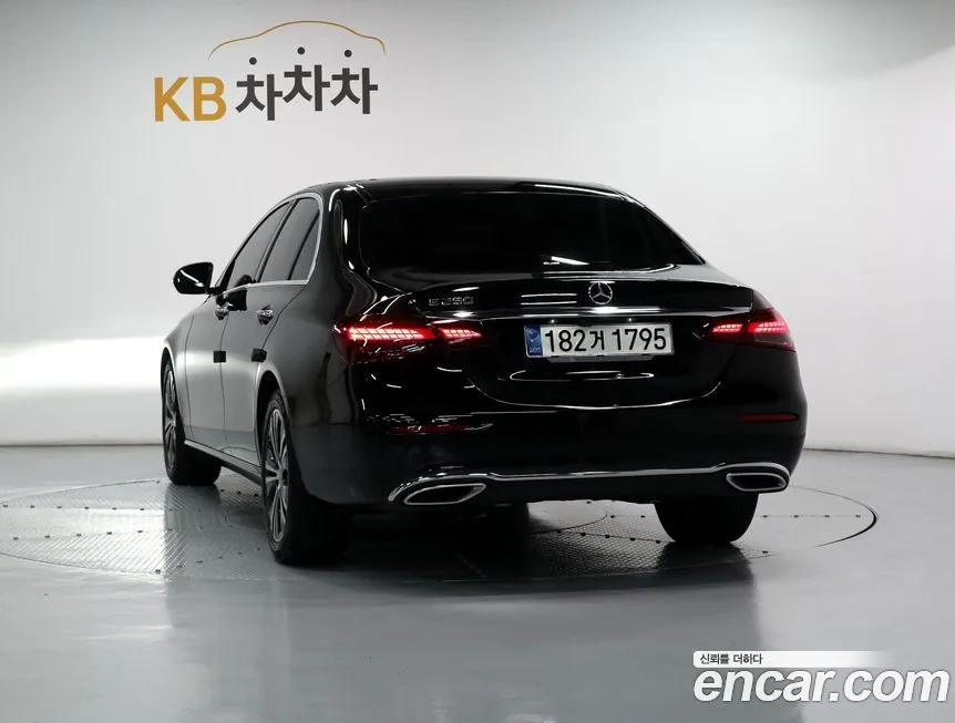 Mercedes-Benz E-Class 2021 из KR, фото 9