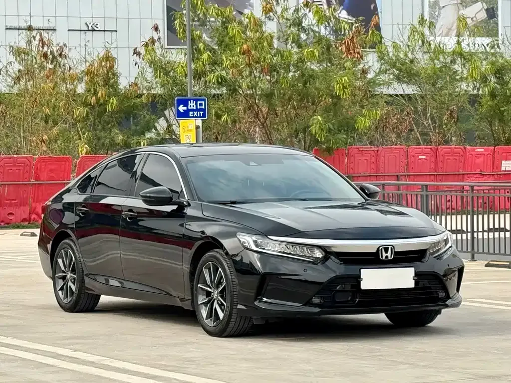 Honda Inspire — фото 9