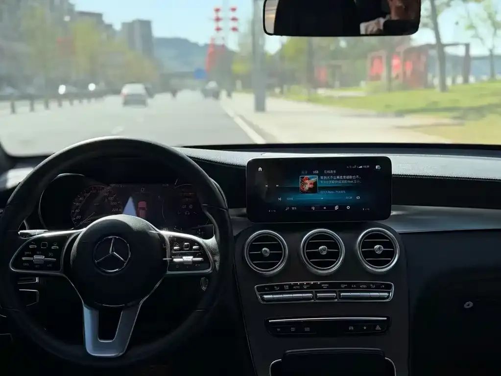 Mercedes-Benz GLC 2021 из CN, фото 9