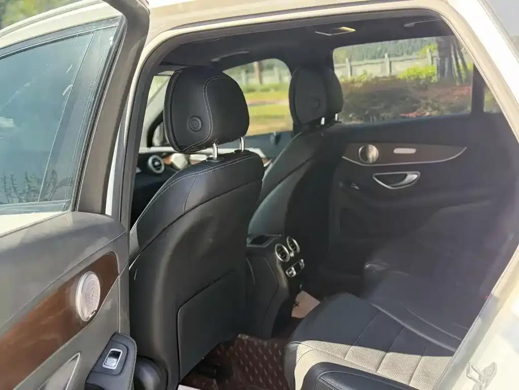 Mercedes-Benz GLC 2021 из CN, фото 2