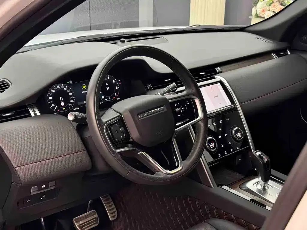 Land Rover Discovery Sport — фото 4