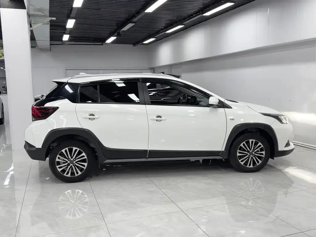 Toyota Yaris L 2021 из CN, фото 8