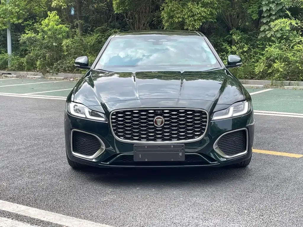Jaguar XFL — фото 6