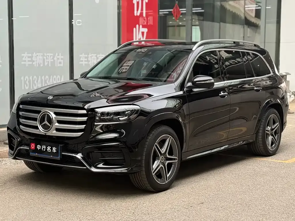 Mercedes-Benz GLS — фото 1
