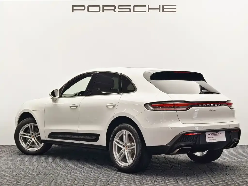 Porsche Macan — фото 9